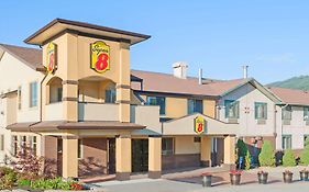 Super 8 By Wyndham Salmon Arm